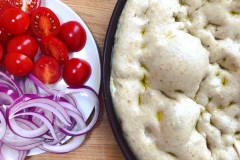 Bubbly content - Focaccia dough