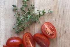 Focaccia thyme and tomatoes