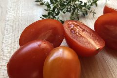 Focaccia thyme and tomatoes